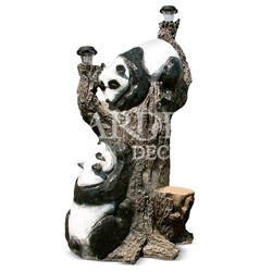 Фигура Дерево с пандами с фонарем
