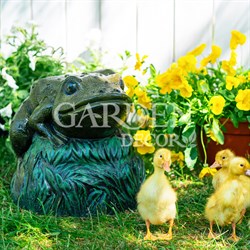 Крышка декоративная для маскировки садовых коммуникаций Лягушка на камне U09182
